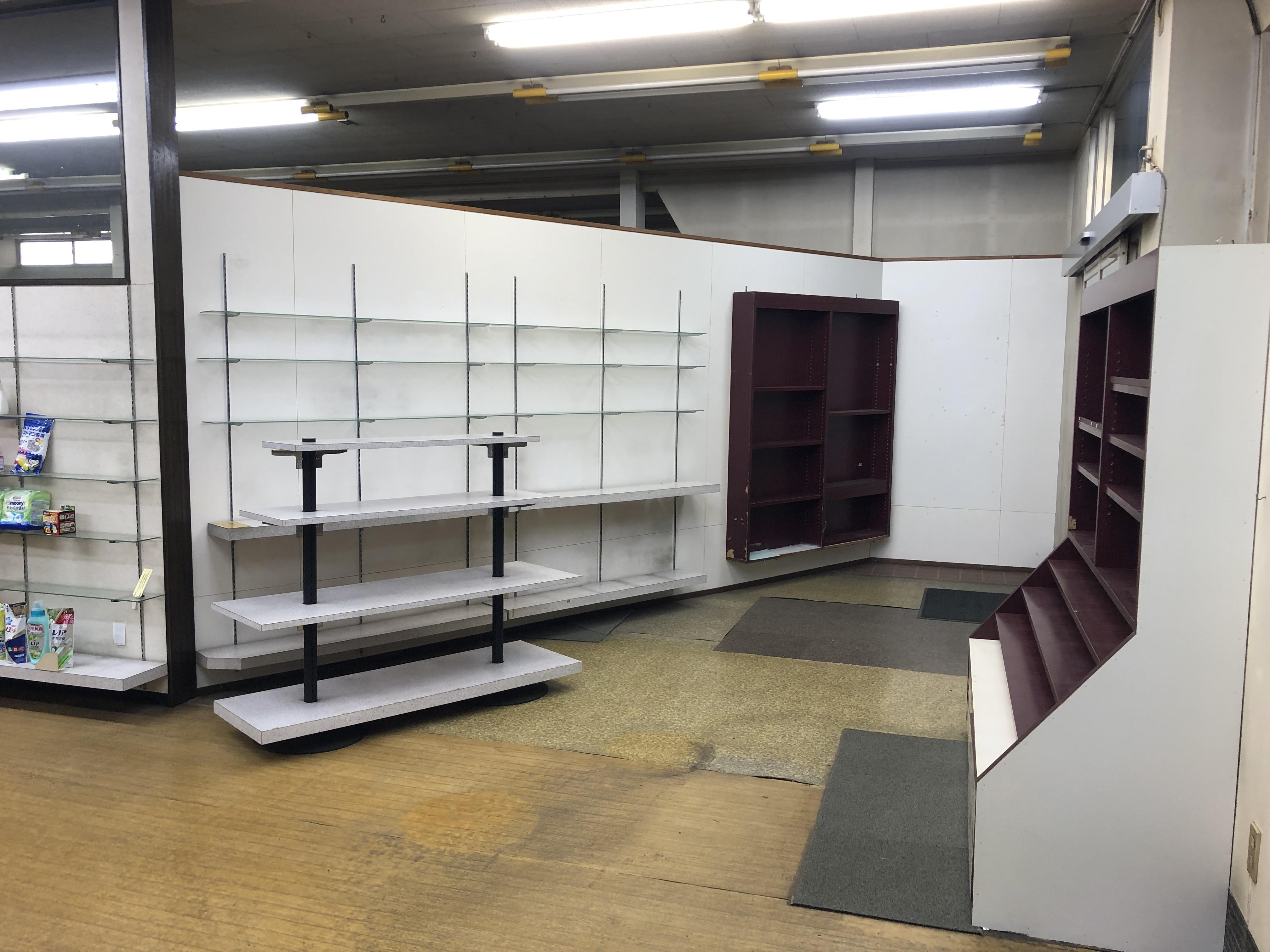 空き店舗バンクNo.5店内（仕切り外側2）