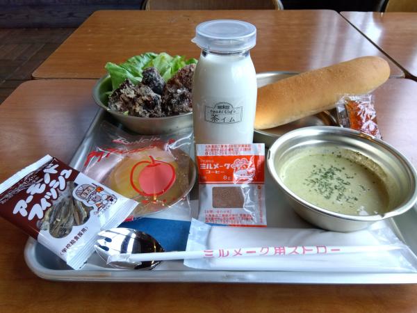 おやき学校給食１