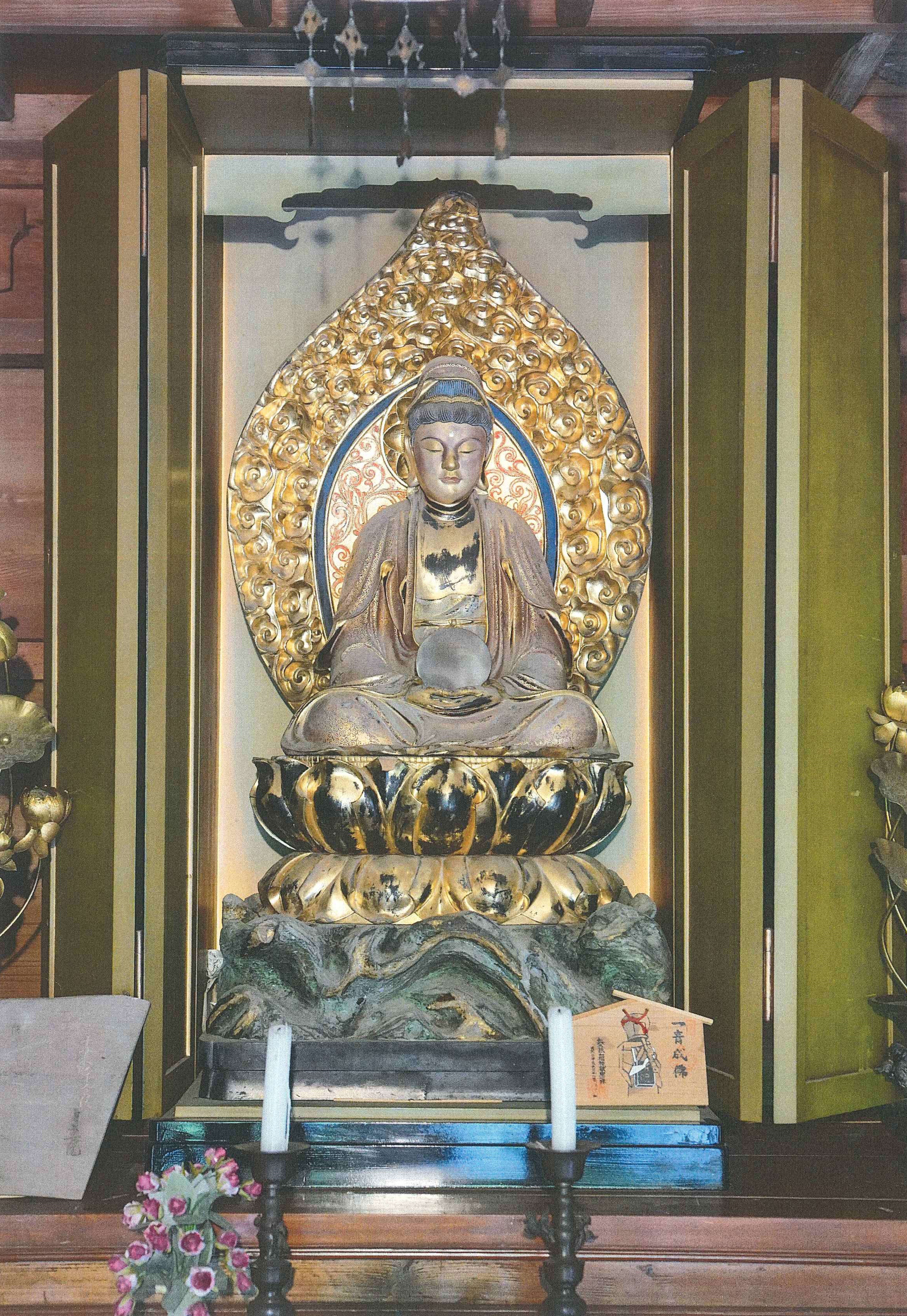 木造観音菩薩坐像（寺伝准胝観音坐像）